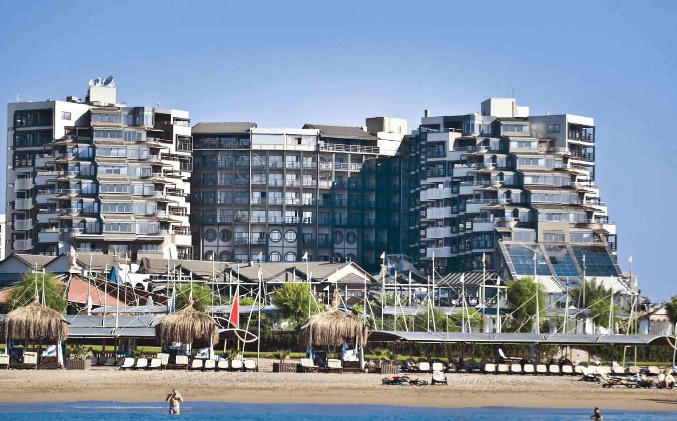 Limak Lara Deluxe Hotel & Resort Rezervasyon