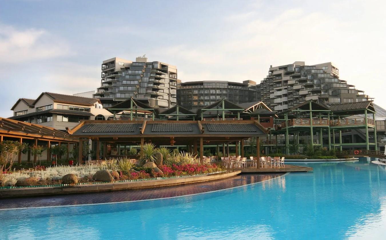 Limak Lara Deluxe Hotel & Resort Rezervasyon