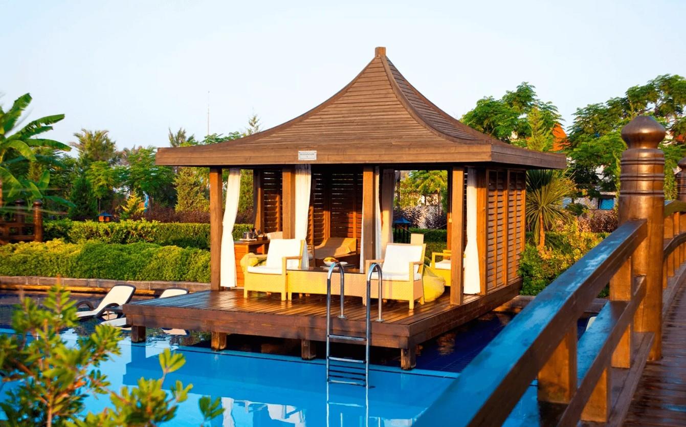 Limak Lara Deluxe Hotel & Resort Rezervasyon