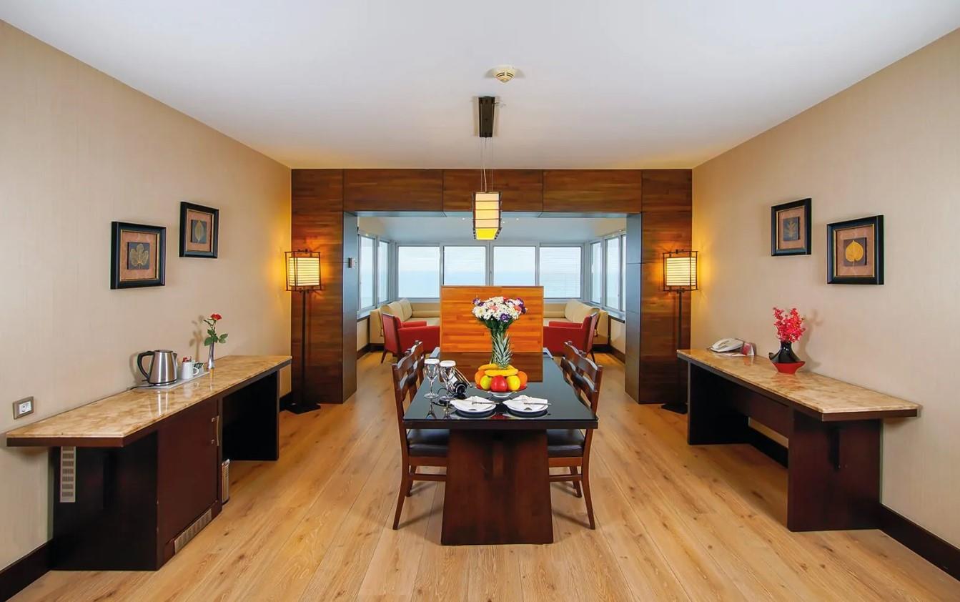 Limak Lara Deluxe Hotel & Resort Rezervasyon