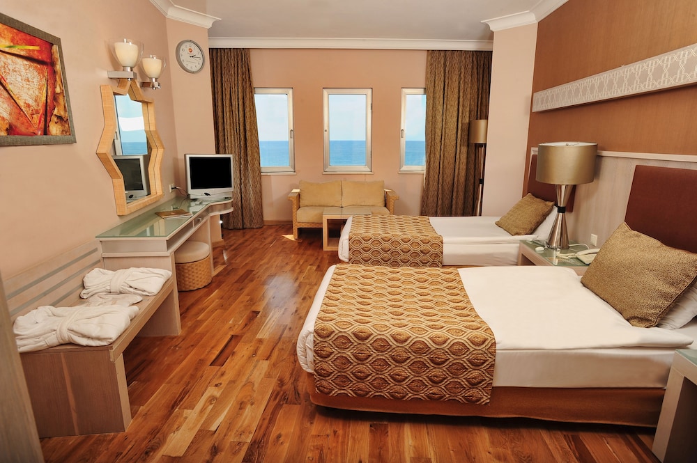 Mukarnas Spa Resort Rezervasyon