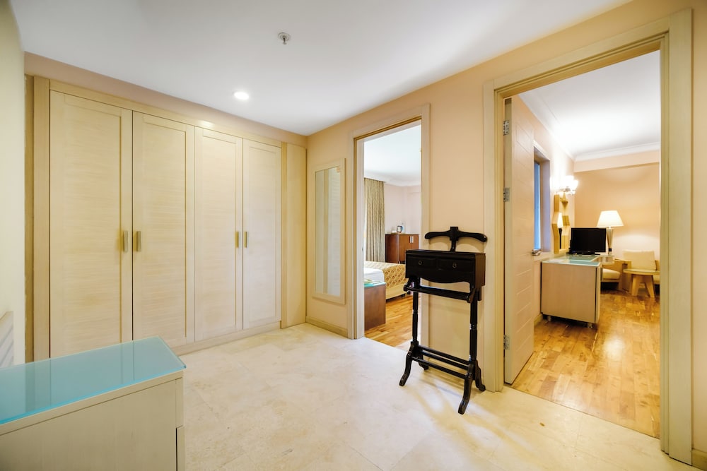 Mukarnas Spa Resort Rezervasyon