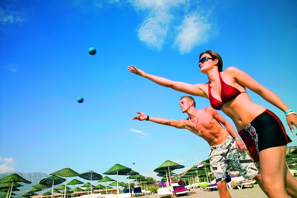 Club Hotel Titan Rezervasyon