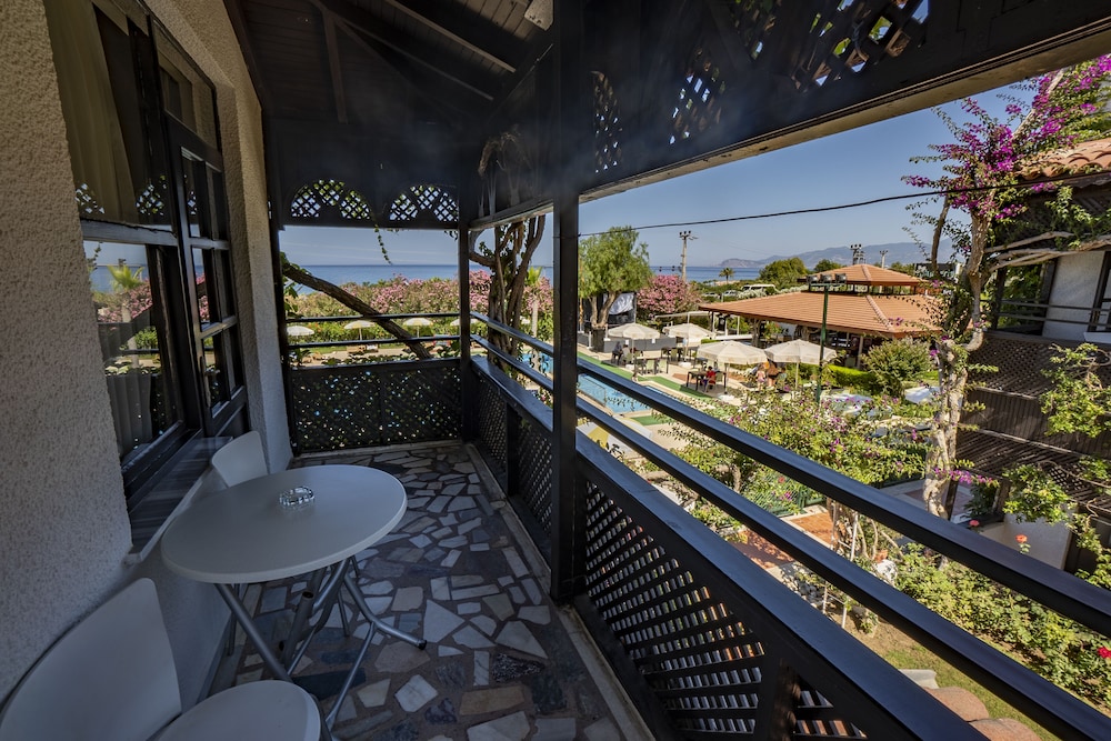 Club Hotel Titan Rezervasyon