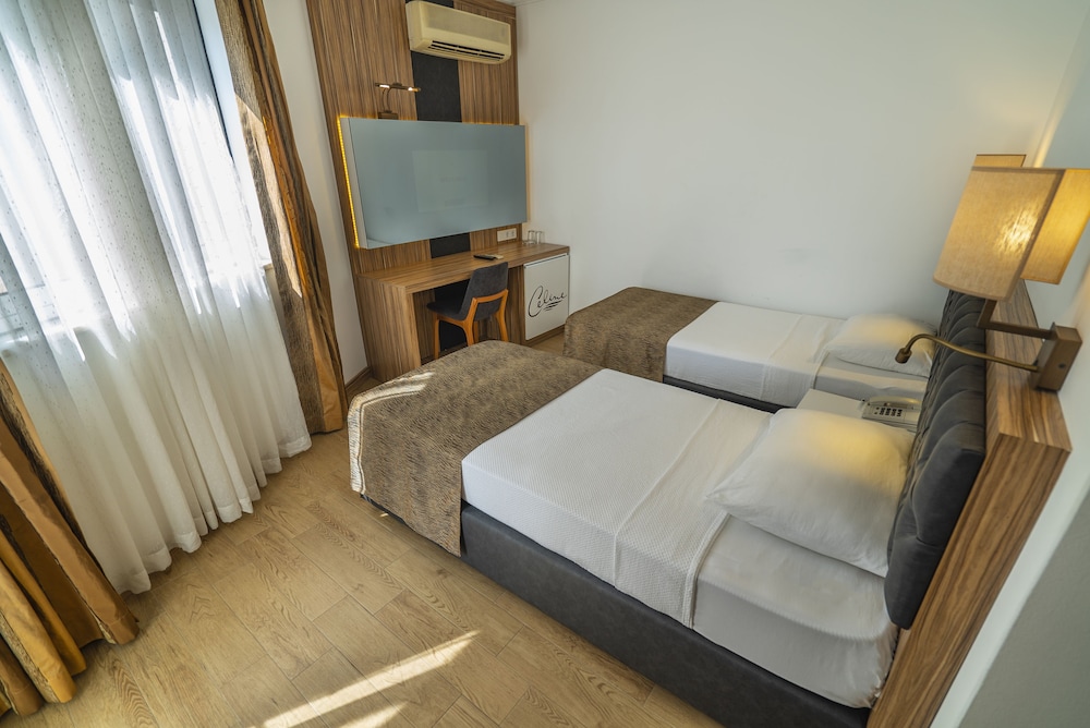 Kleopatra Celine Hotel Rezervasyon