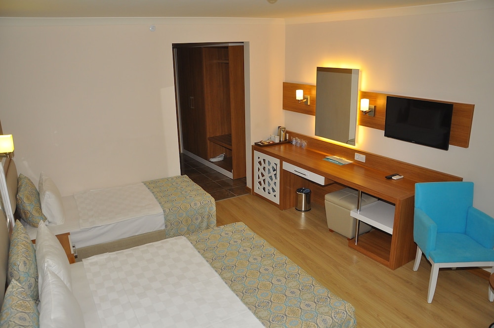 Lonicera World Hotel Rezervasyon