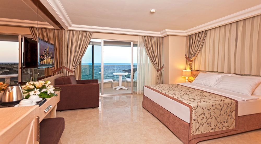 Xperia Saray Beach Hotel Rezervasyon