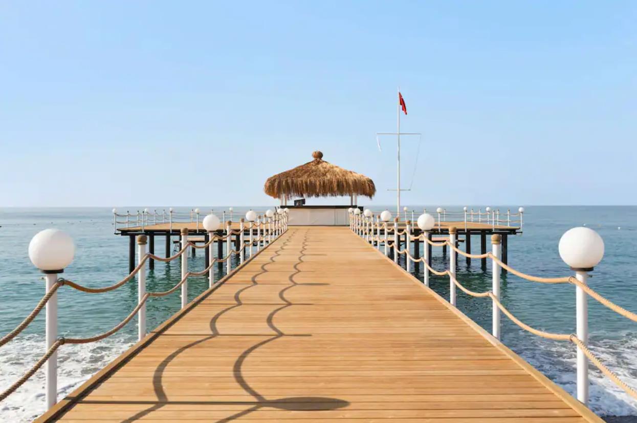 Ramada Resort by Wyndham Lara Rezervasyon