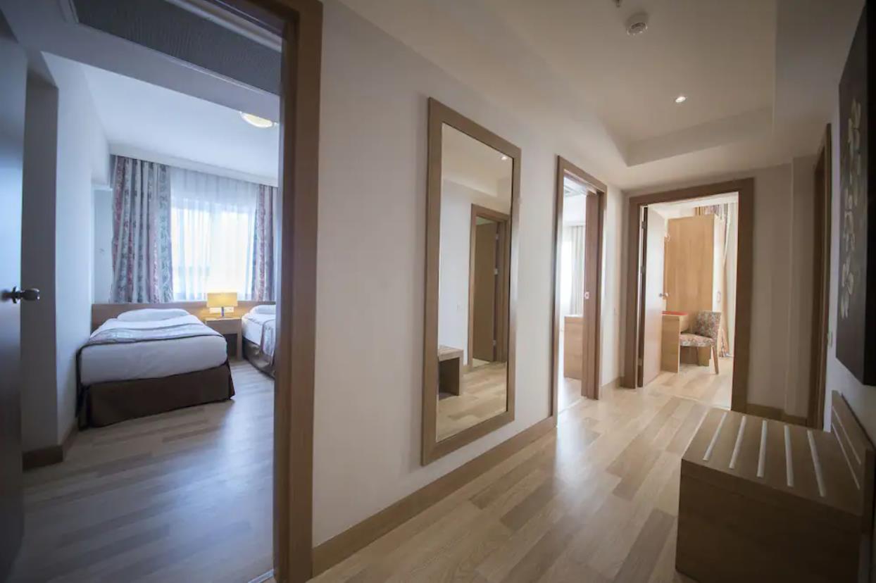 Ramada Resort by Wyndham Lara Rezervasyon