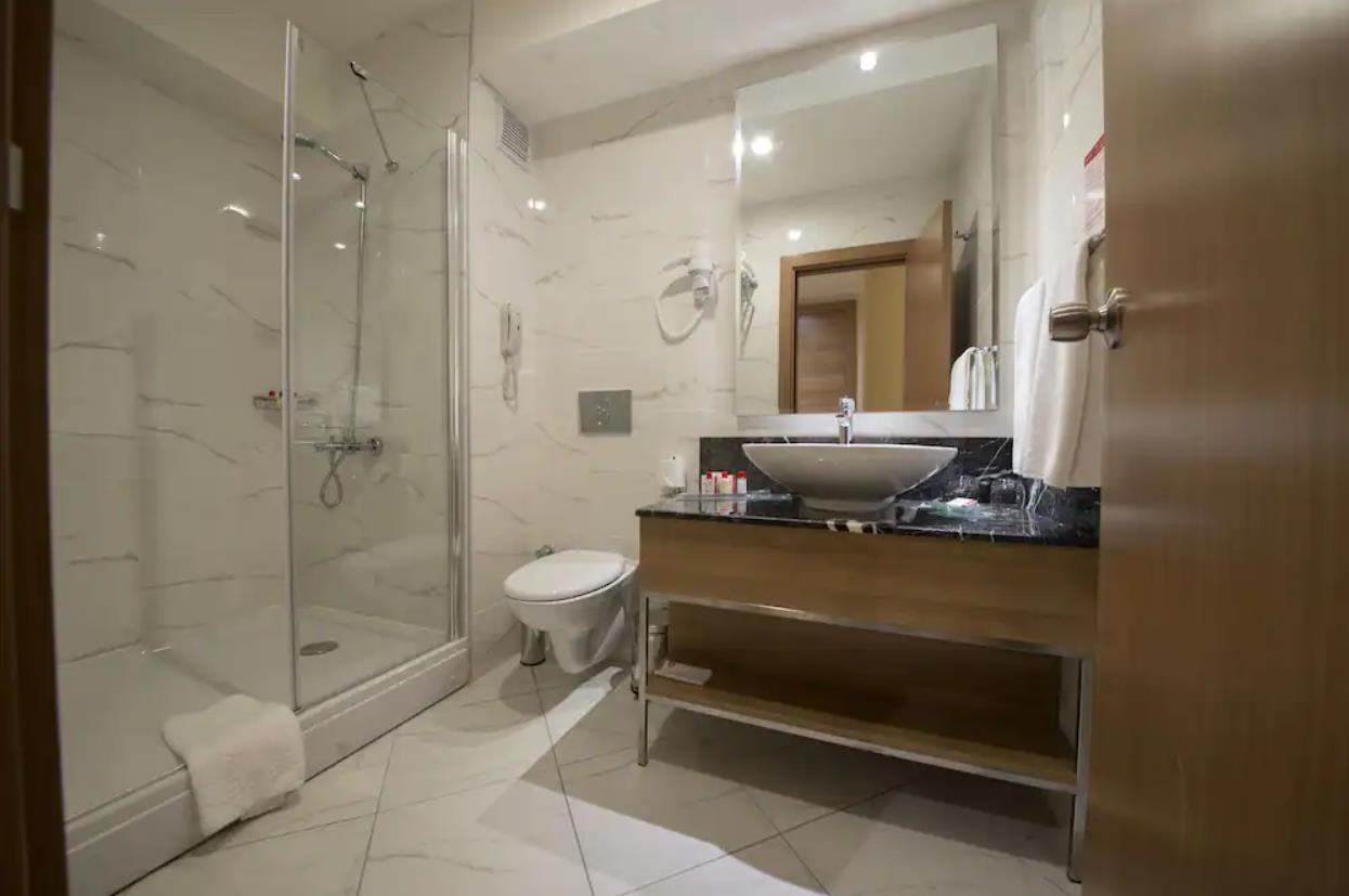 Ramada Resort by Wyndham Lara Rezervasyon