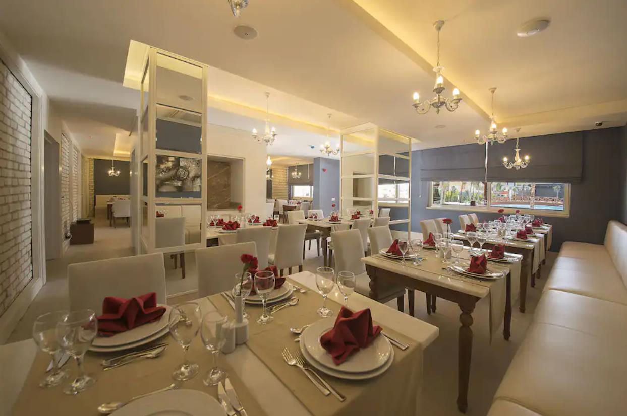 Ramada Resort by Wyndham Lara Rezervasyon