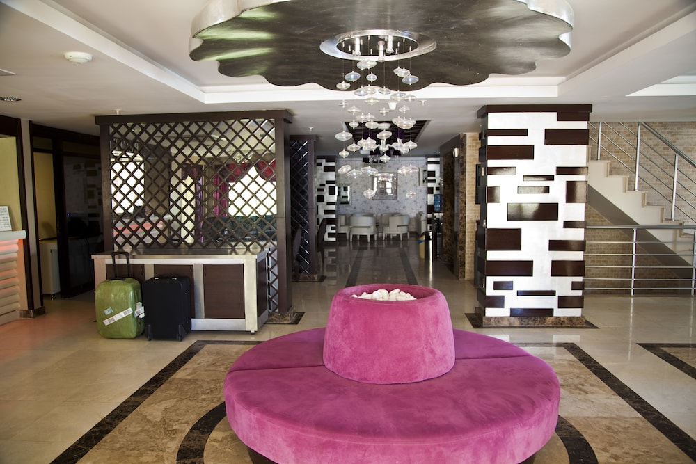 Adella Side Hotel Rezervasyon