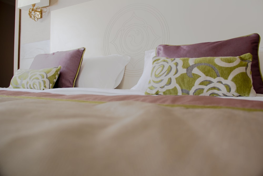 Adella Side Hotel Rezervasyon