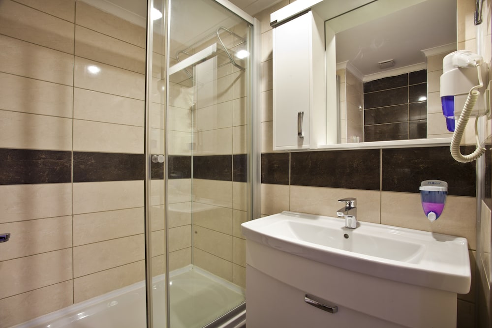 Adella Side Hotel Rezervasyon