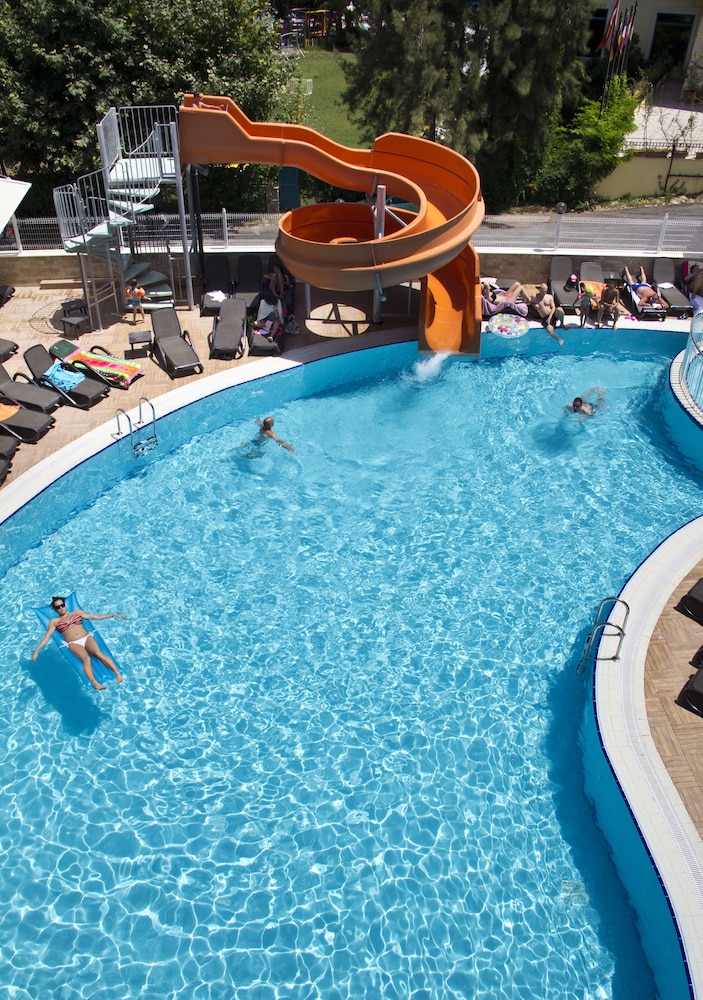 Adella Side Hotel Rezervasyon