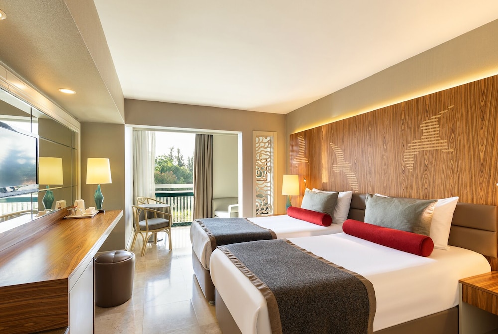 Paloma Perissia Rezervasyon