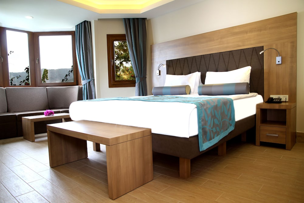 Club & Hotel Letoonia Rezervasyon