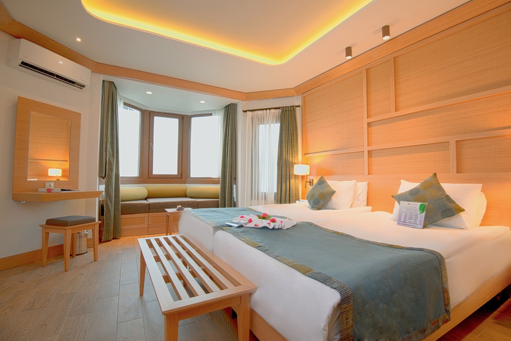 Club & Hotel Letoonia Rezervasyon