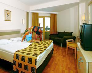 Monachus Hotel & Spa Rezervasyon