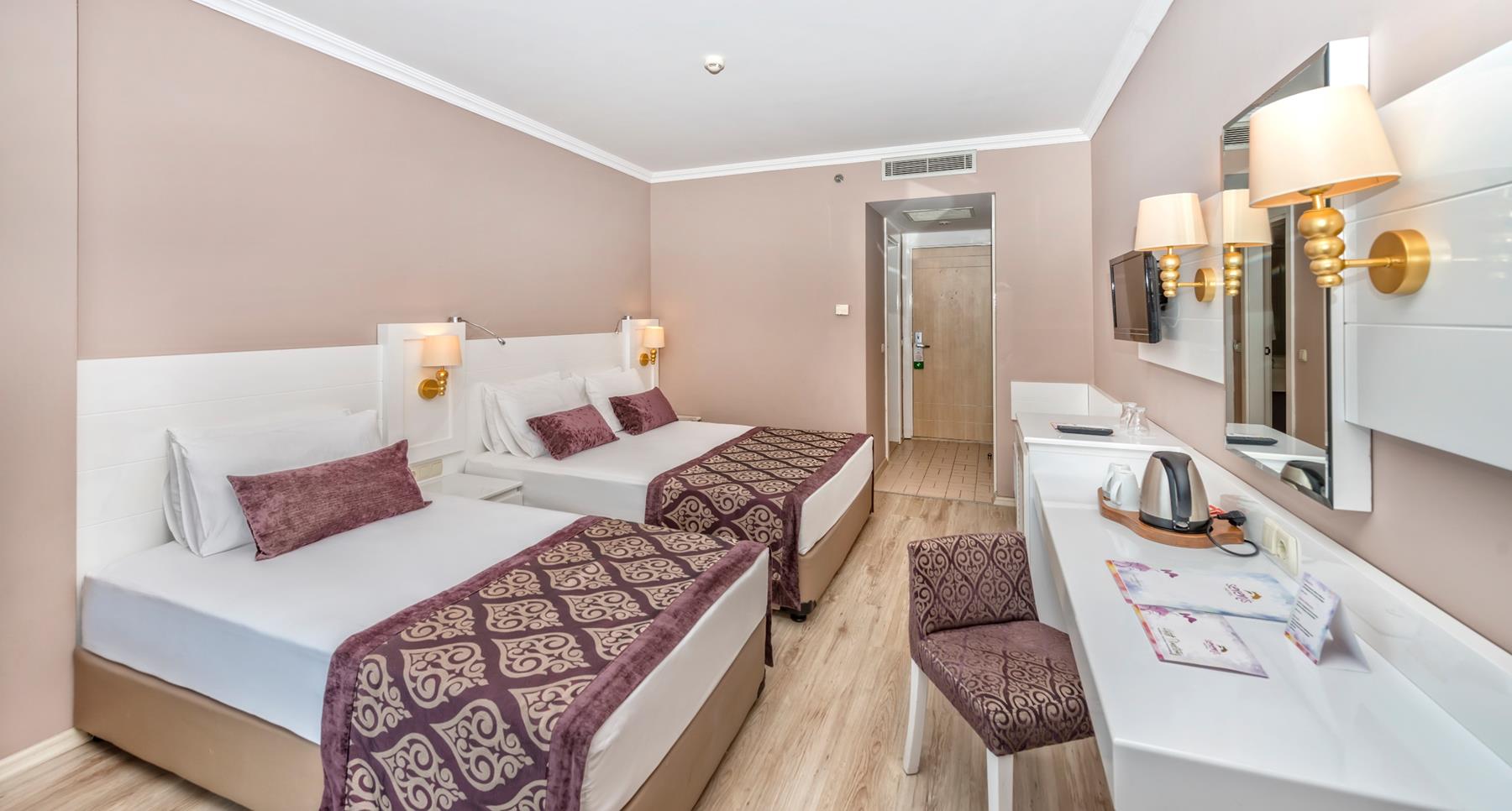 Serenis Hotel Rezervasyon