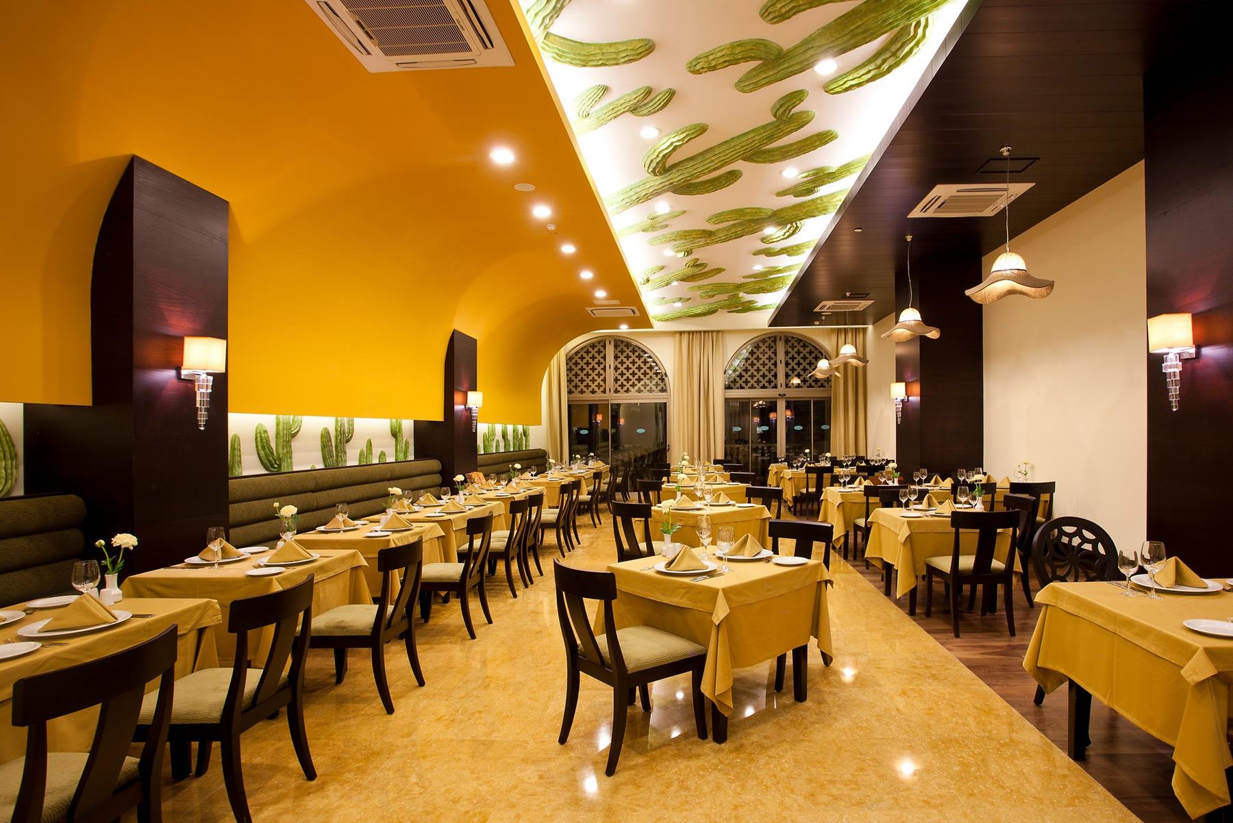 Royal Holiday Palace Rezervasyon