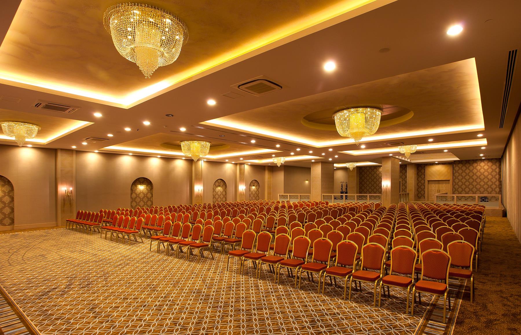 Royal Holiday Palace Rezervasyon