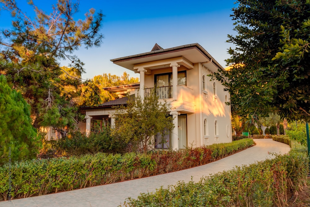 DUCALE LARA Rezervasyon