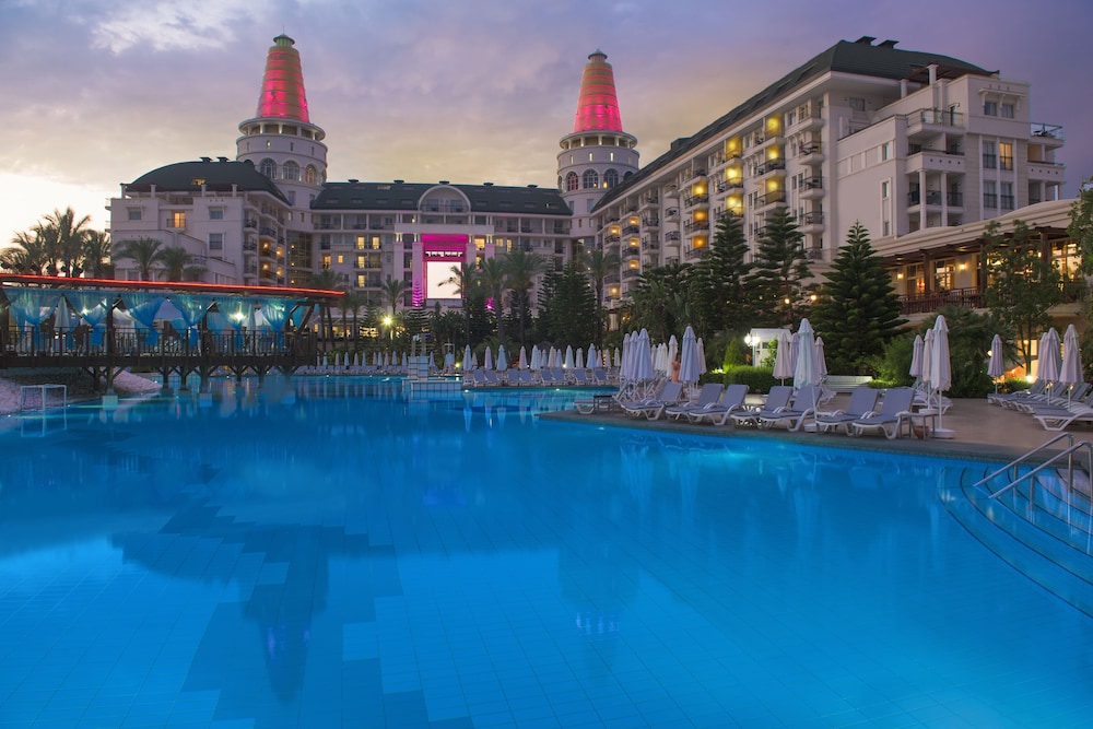 Delphin Diva Rezervasyon