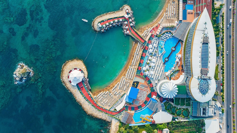 Granada Luxury Okurcalar Rezervasyon