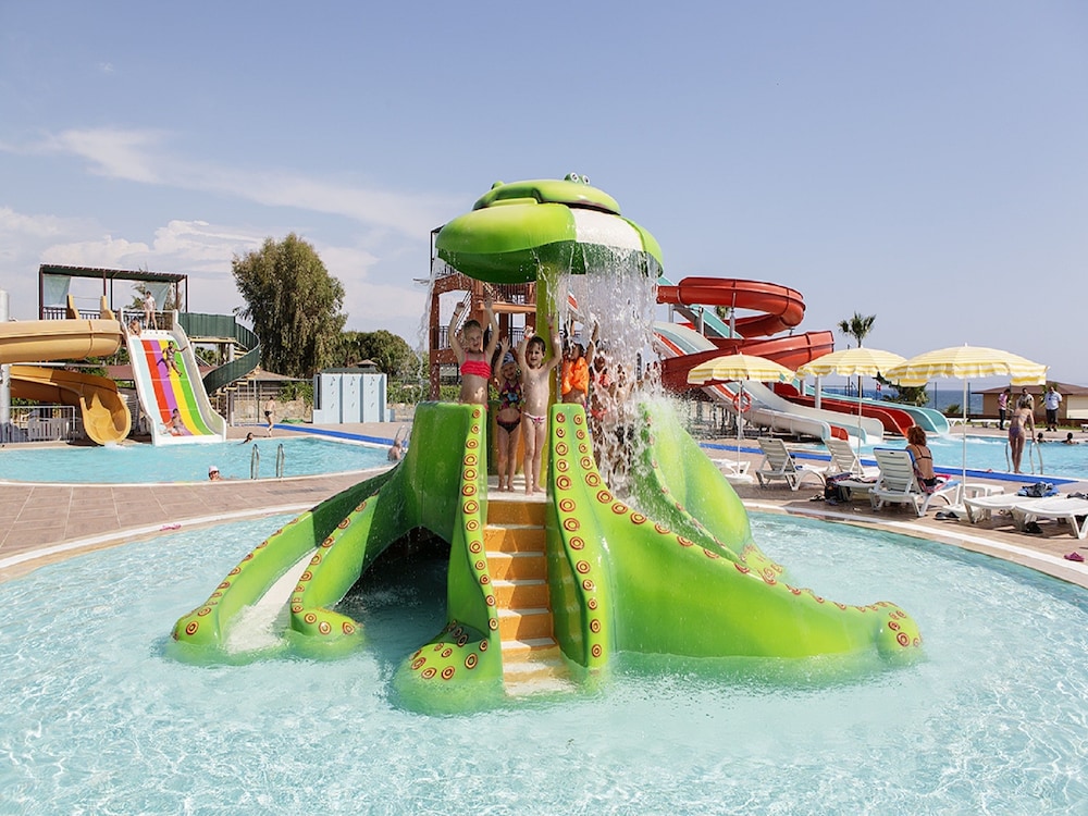 Club Turtas Beach Hotel Rezervasyon