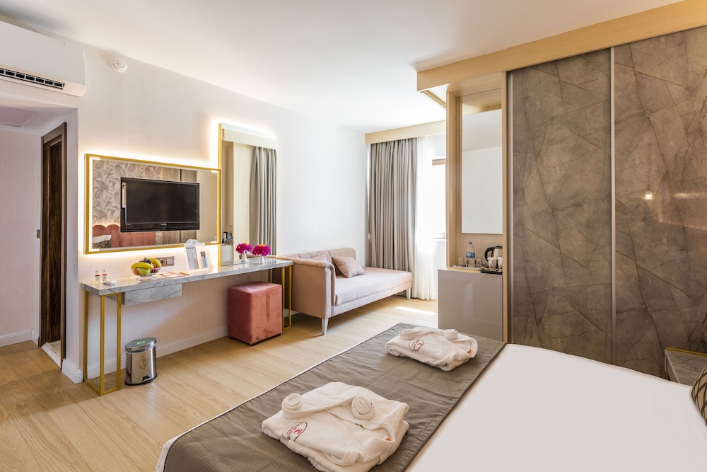 Club Hotel Turan Prince World Rezervasyon