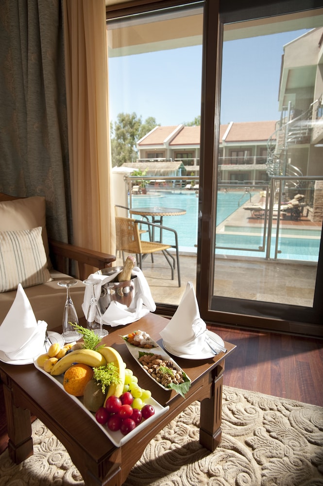 Club Hotel Turan Prince World Rezervasyon