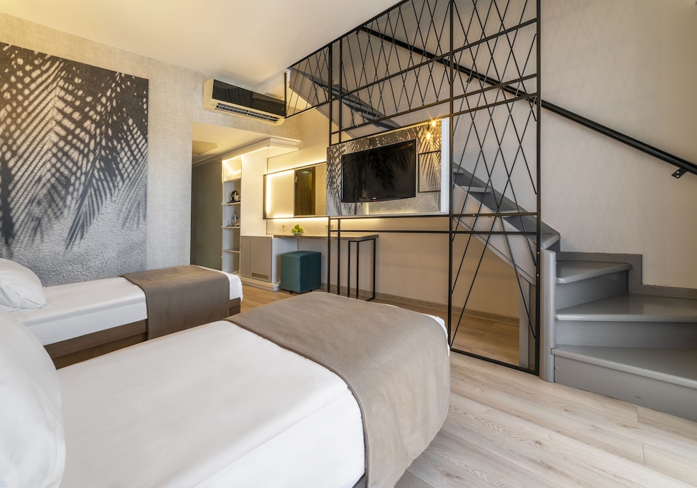 Club Hotel Turan Prince World Rezervasyon