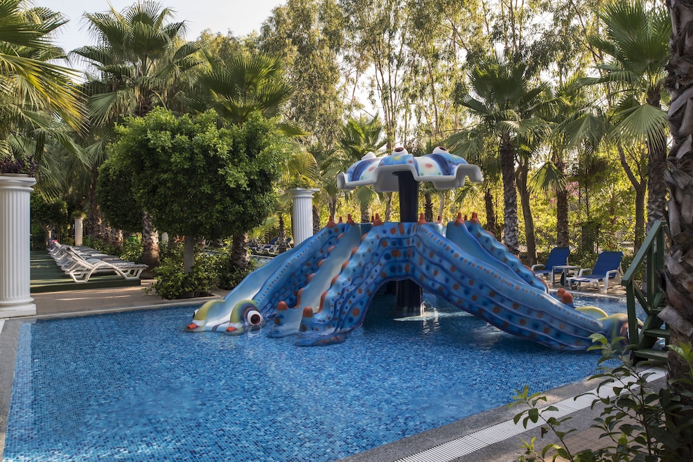 Delphin Palace Rezervasyon