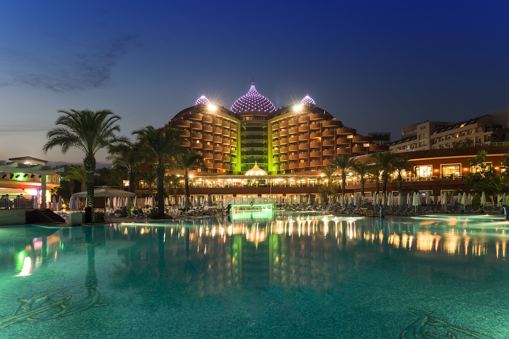 Delphin Palace Rezervasyon