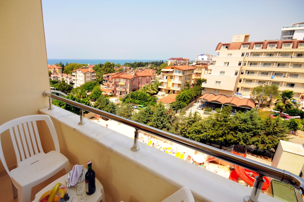 Sun Beach Hill Hotel Rezervasyon