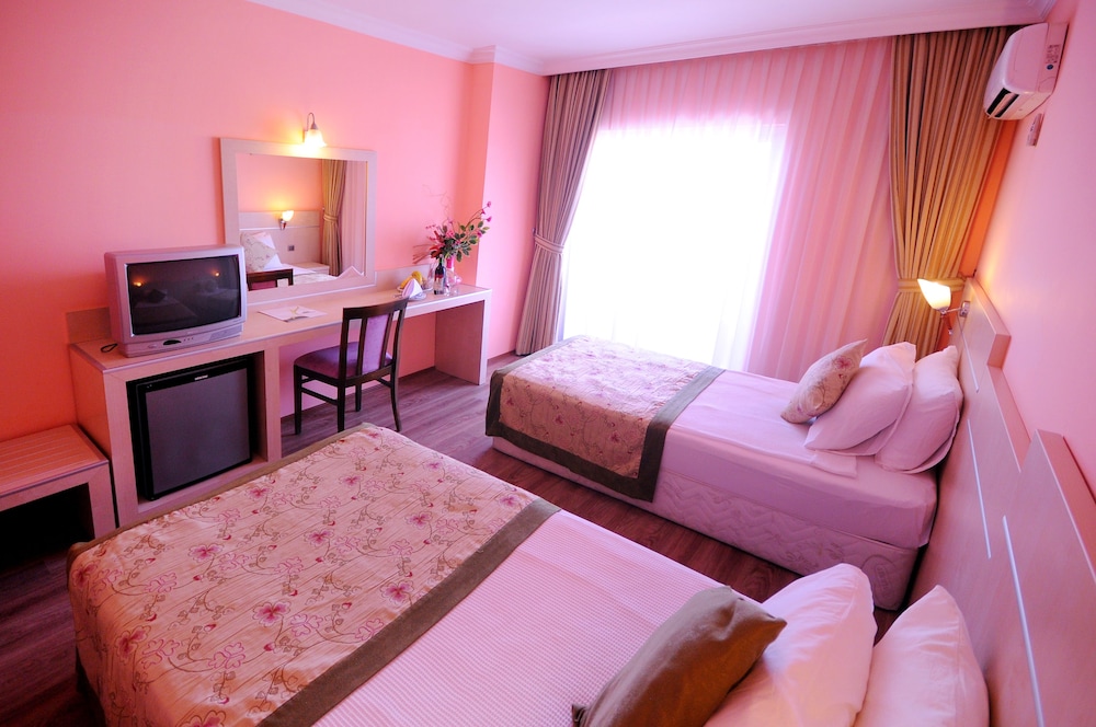Sun Beach Hill Hotel Rezervasyon
