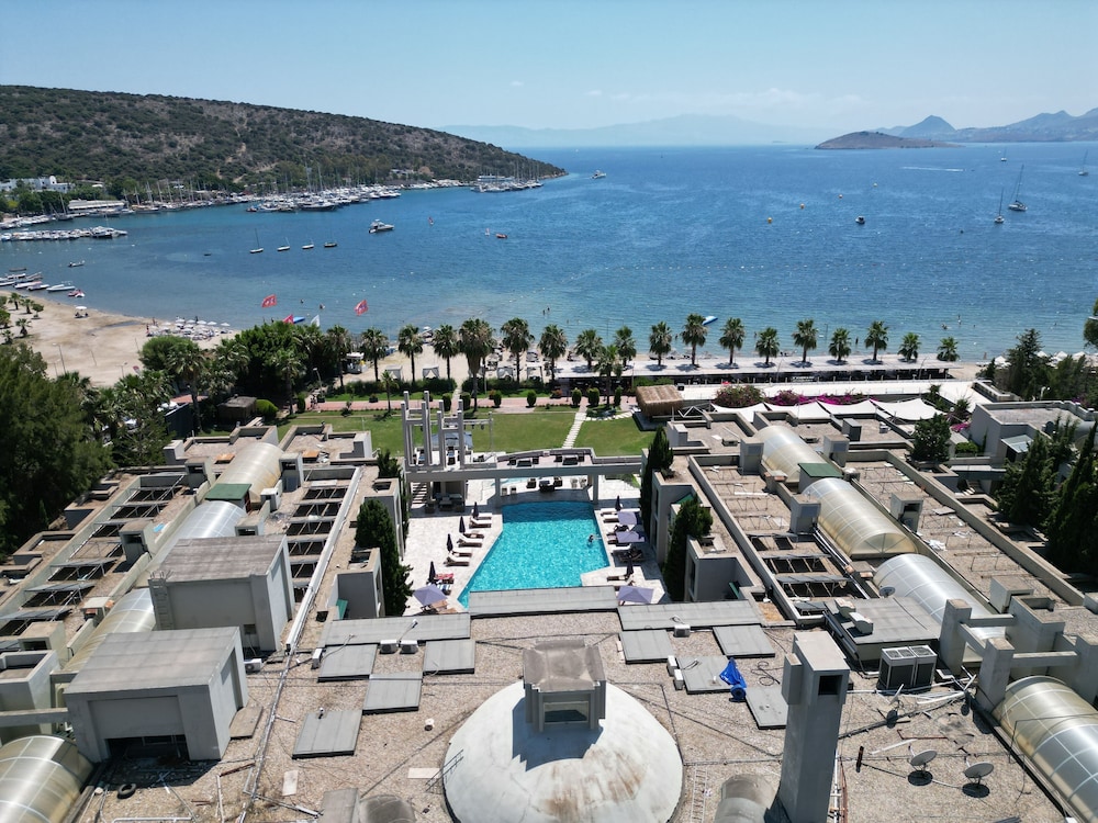 Hotel Ambrosia Rezervasyon