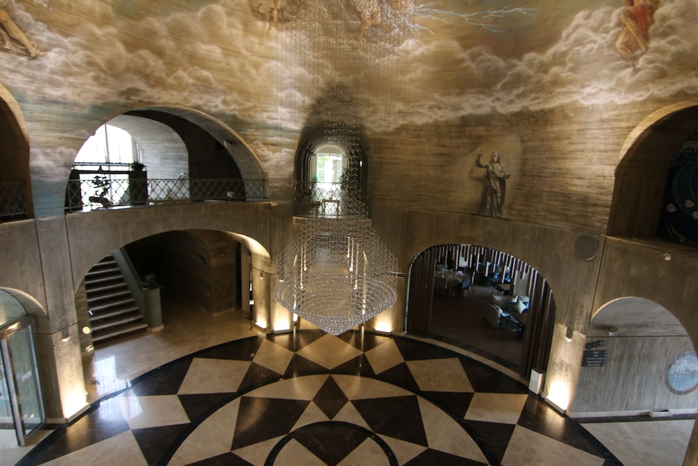 Hotel Ambrosia Rezervasyon