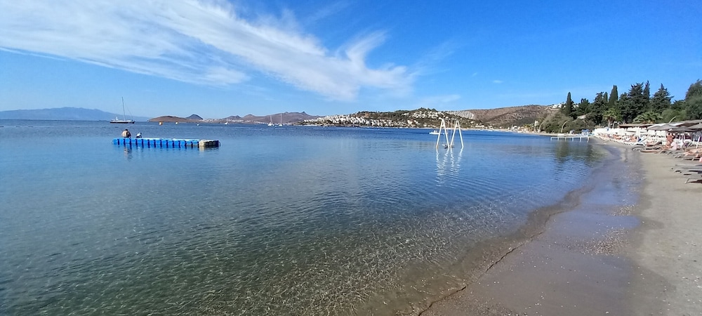 Hotel Ambrosia Rezervasyon