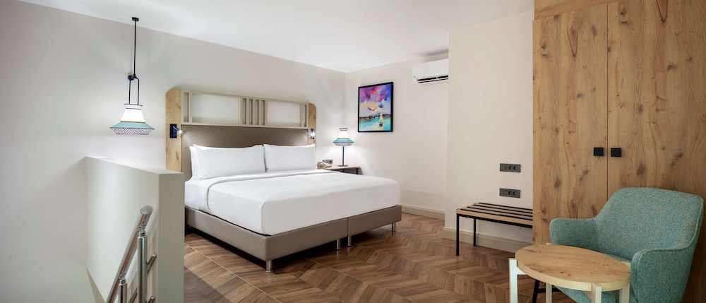 DoubleTree by Hilton Bodrum Isil Club Resort Rezervasyon