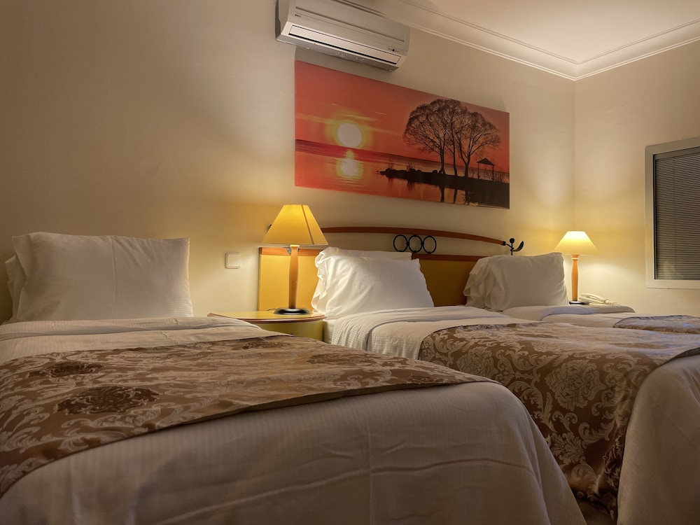 Roseira Beach Resort Rezervasyon