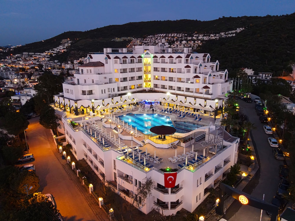 Roseira Beach Resort Rezervasyon