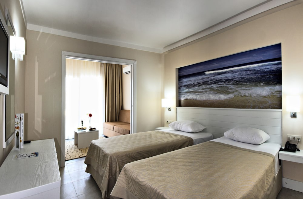 Batihan Beach Resort & Spa Rezervasyon