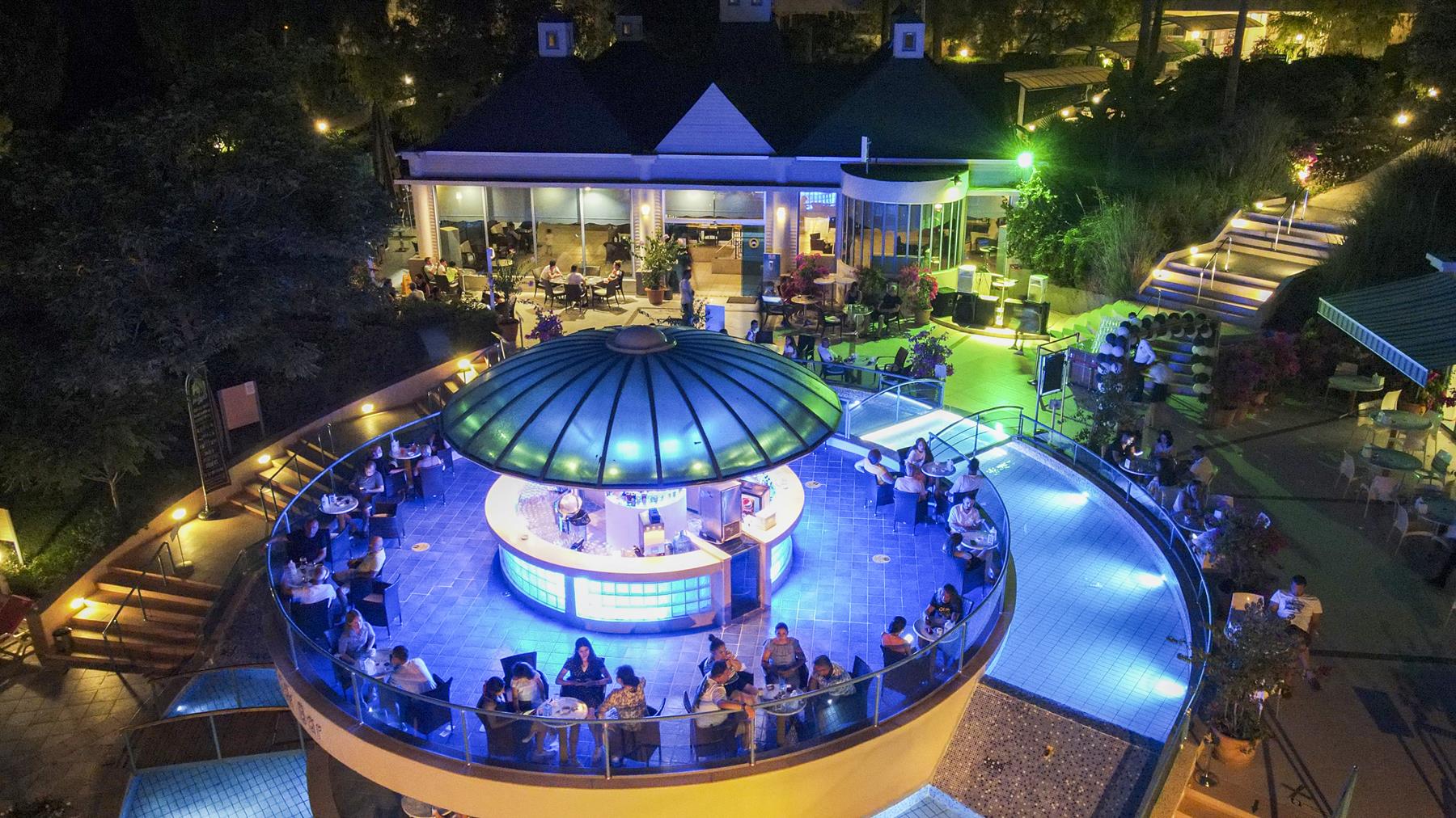 The Grand Blue Sky International Rezervasyon