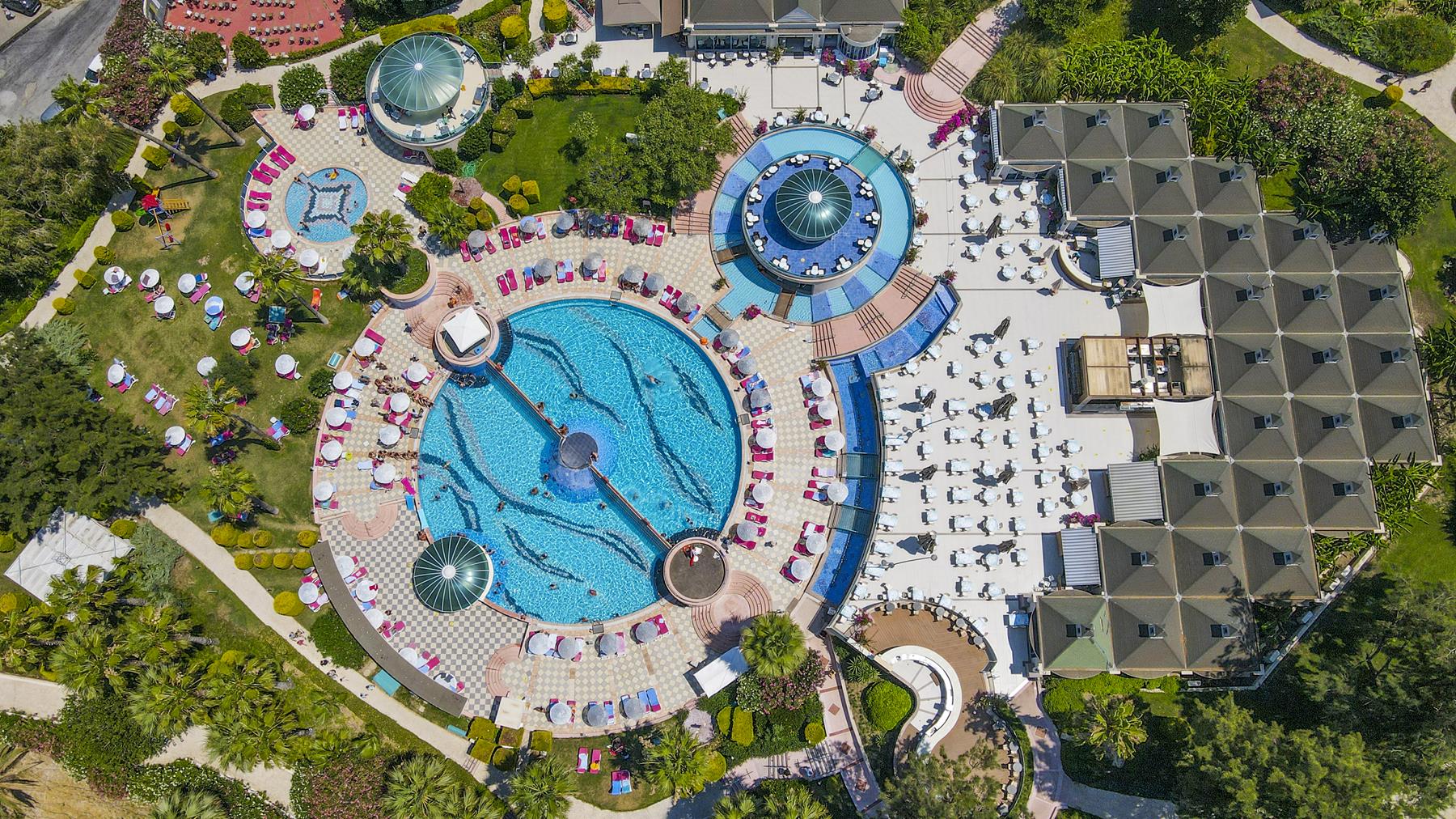 The Grand Blue Sky International Rezervasyon