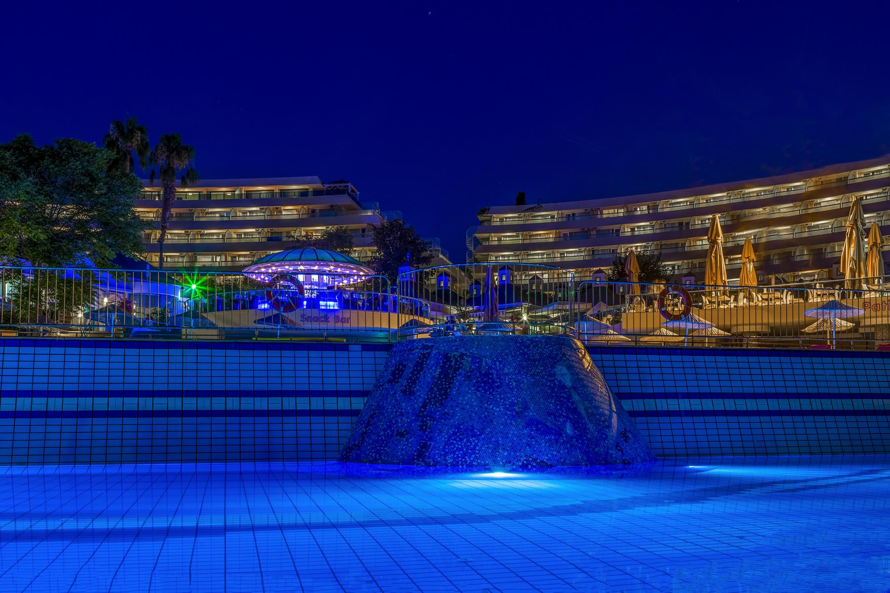 The Grand Blue Sky International Rezervasyon