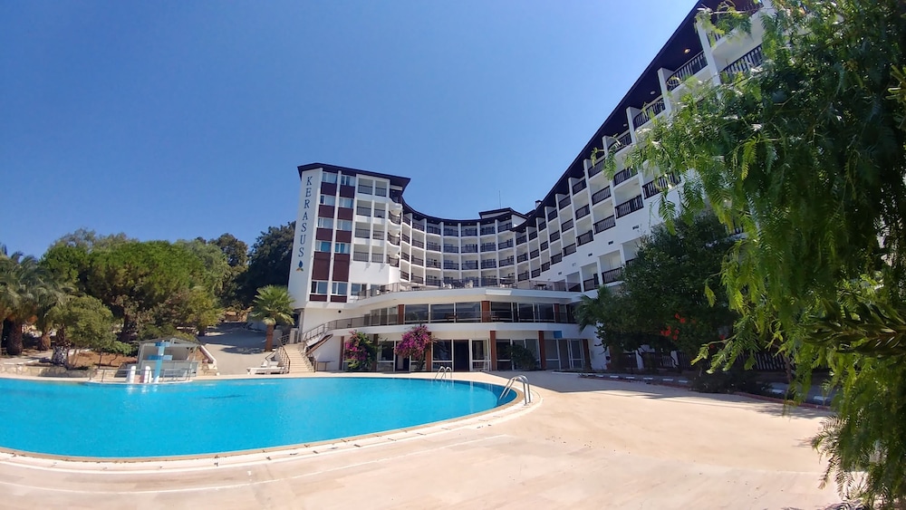Kerasus Resort Hotel Rezervasyon