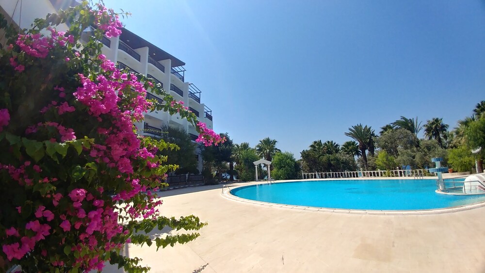 Kerasus Resort Hotel Rezervasyon