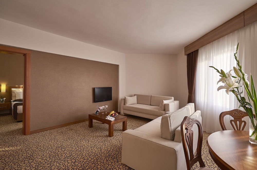 Richmond Ephesus Resort Rezervasyon